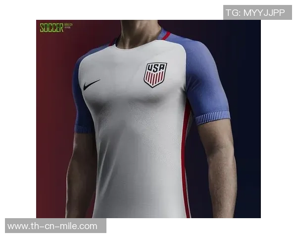 美国足球队服的设计演变与文化象征解析